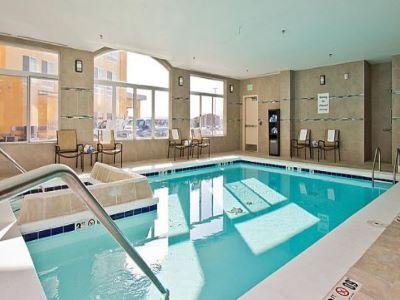 Express And East Peoria Street By Ihg 3* DEN